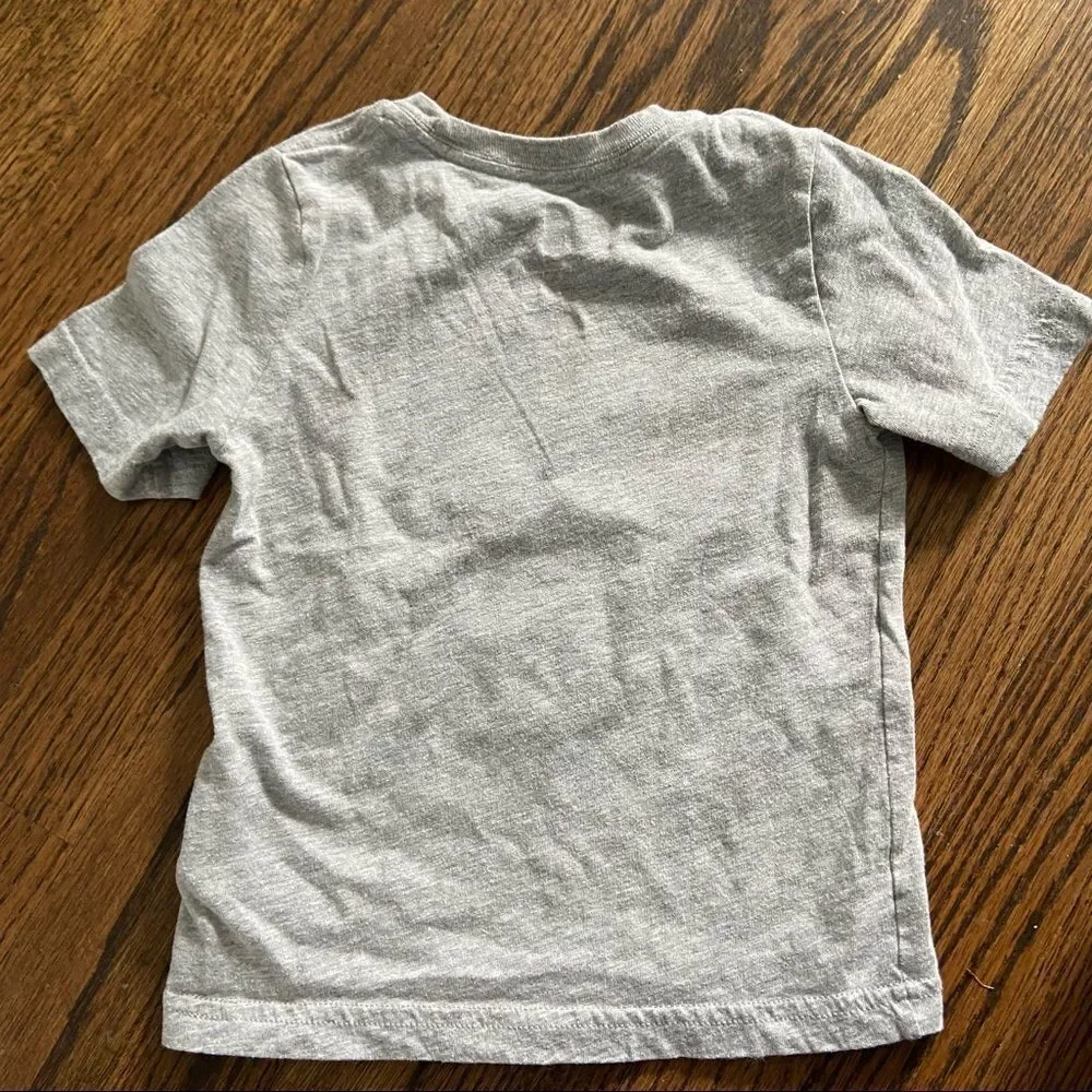 Milwaukee Bucks Unisex NBA Basketball Heather Gray Short Sleeve T Shirt - 4